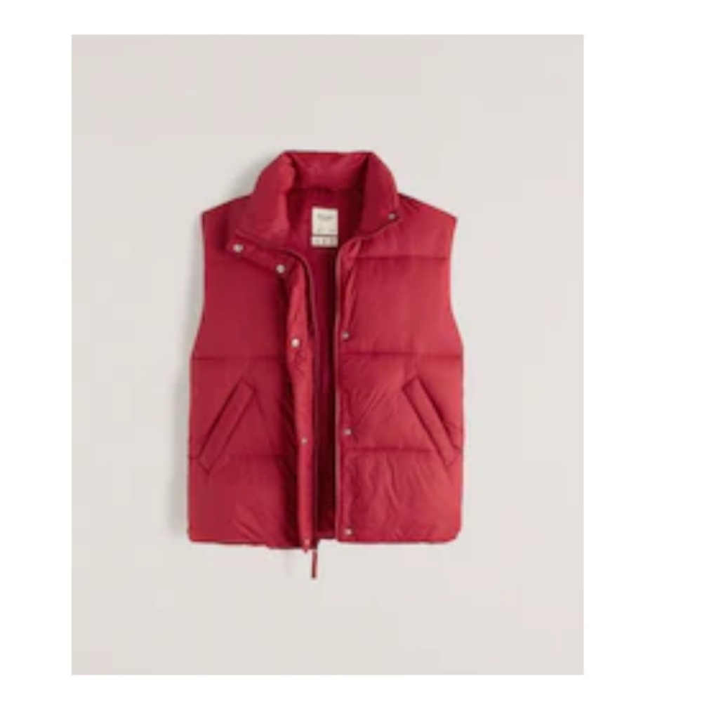 Abercrombie Women's Oversized Quilted Puffer Vest